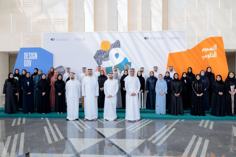 Hamdan bin Mohammed Honors Graduates of Dubai Future Foundation Program