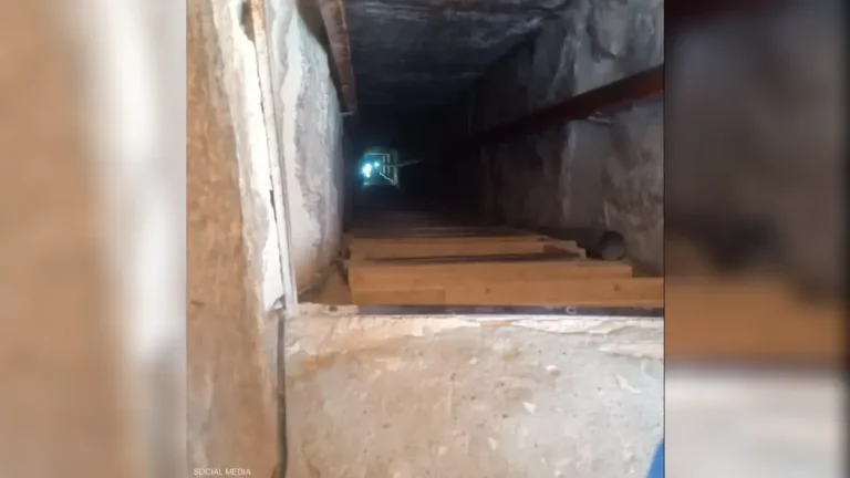 مصر.. تفاصيل إنقاذ سائحة إسبانية “انزلقت داخل الهرم”