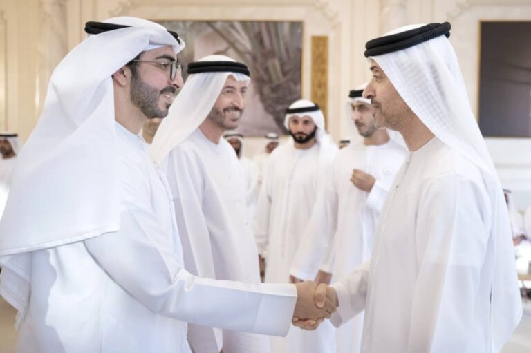 هزاع بن زايد: الاستثمار في الإنسان ركيزة أساسية ضمن رؤية القيادة نحو بناء مستقبل أكثر ازدهاراً