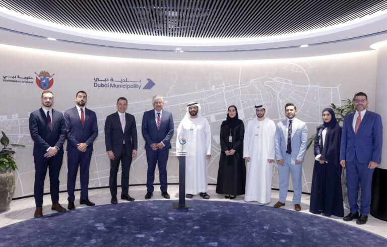 Dubai Municipality receives ‘Level 3 International Foresight Accreditation’