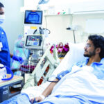 خبراء: تراجع الكلفة وتنوّع المعروض يسهمان في تحوّل قياسي بأسواق السيارات الكهربائية