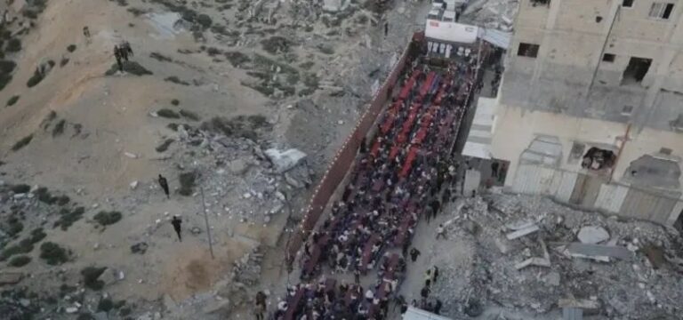 Turkish football club distributes Iftar meals in Gaza