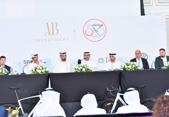 اتحاد الإمارات للدراجات و« اي بي للاستثمار» يوقعان شراكة لدعم المنتخبات والمواهب الوطنية